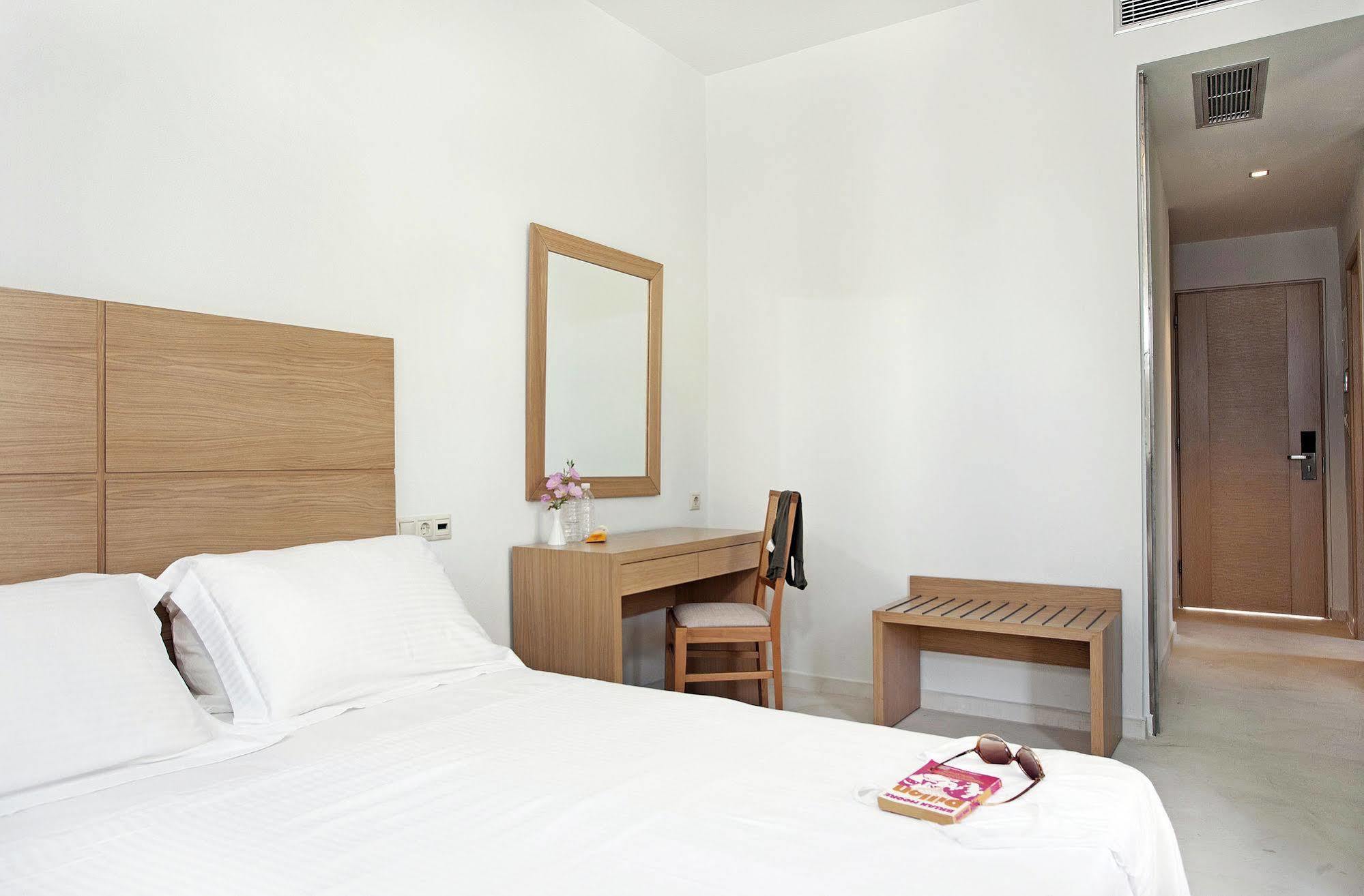 Aphrodite Samos Suites Marathókampos Exterior foto